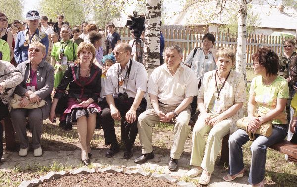 2892 8а отдых на лавочке.jpg